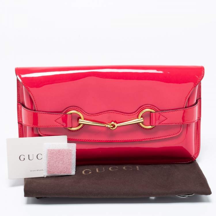 Preloved Gucci Fuchsia Patent Leather Horsebit Clutch